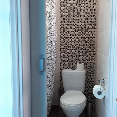 דירה Anesi To Rent *