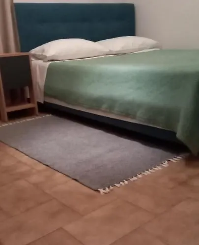 Anesi To Rent Appartement *