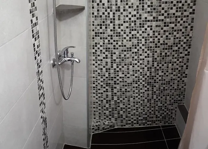 Anesi To Rent Appartement *